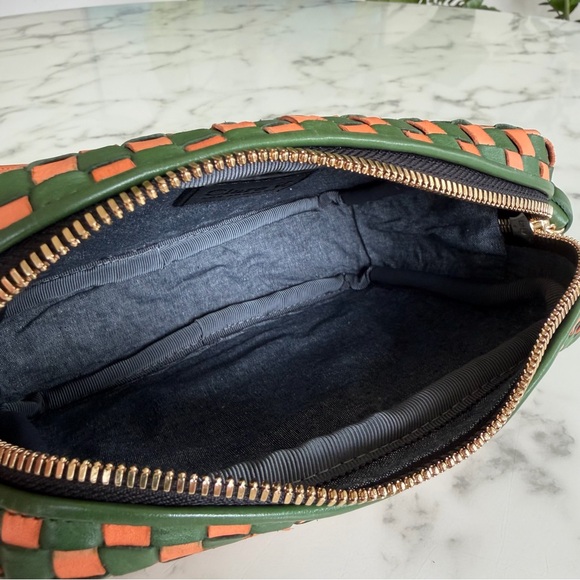Clare V Midi Sac Safari Green & Coral Orange Woven Leather Checker Crossbody Bag - Picture 12 of 16